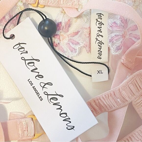 For Love & Lemons Pink Bloom Shimmer Cutout Caged Garter Size XL - Picture 6 of 10